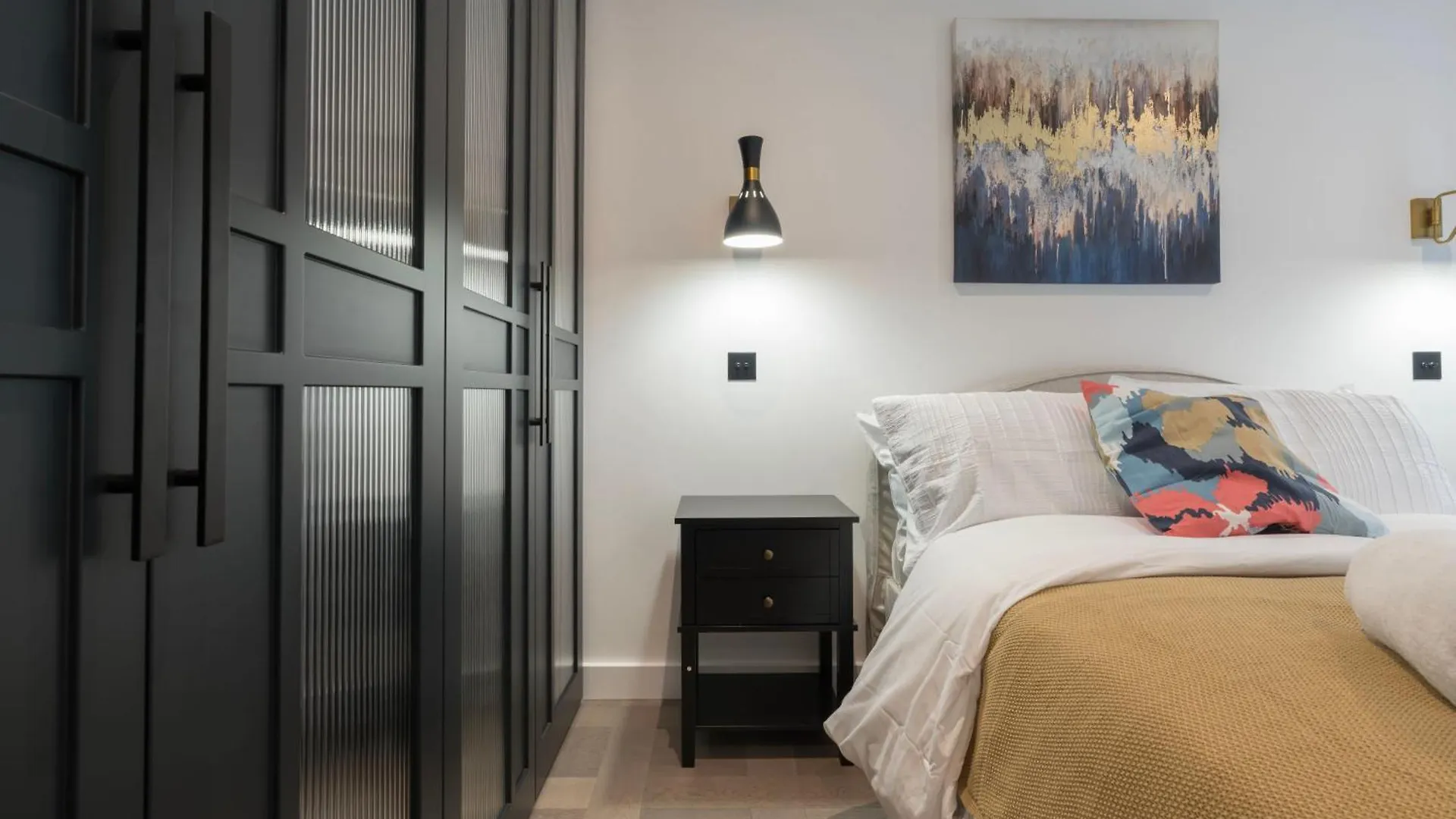 Luxury Flat Next Tower Bridge 1 Apartment London United Kingdom